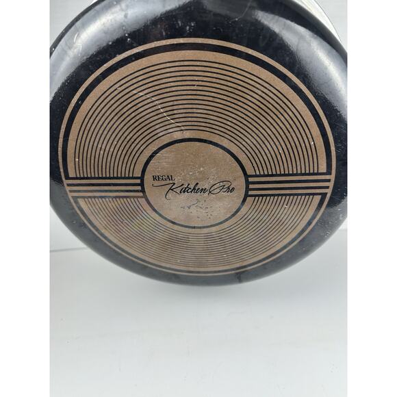 VTG Regal Ware Stock Pot w/Lid Cast Aluminum Lid Retro Kitchen Ware - Picture 3 of 8
